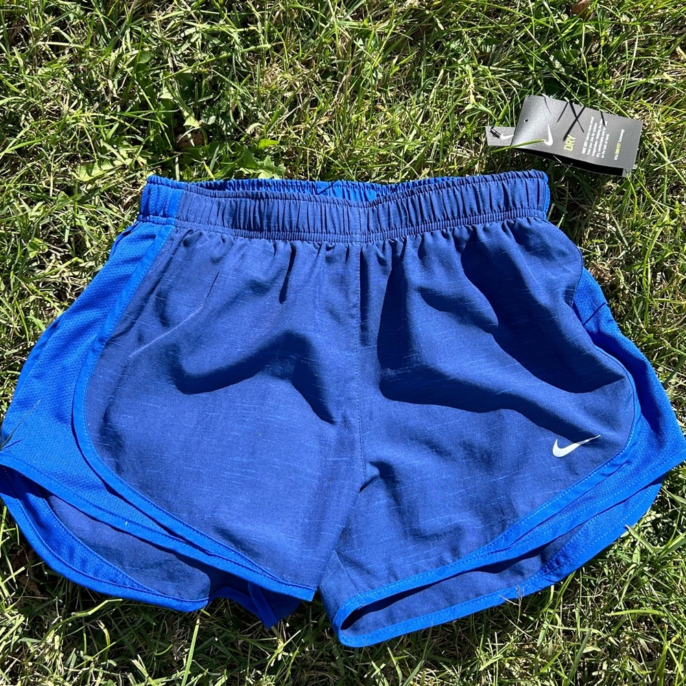 Nike shorts NWT